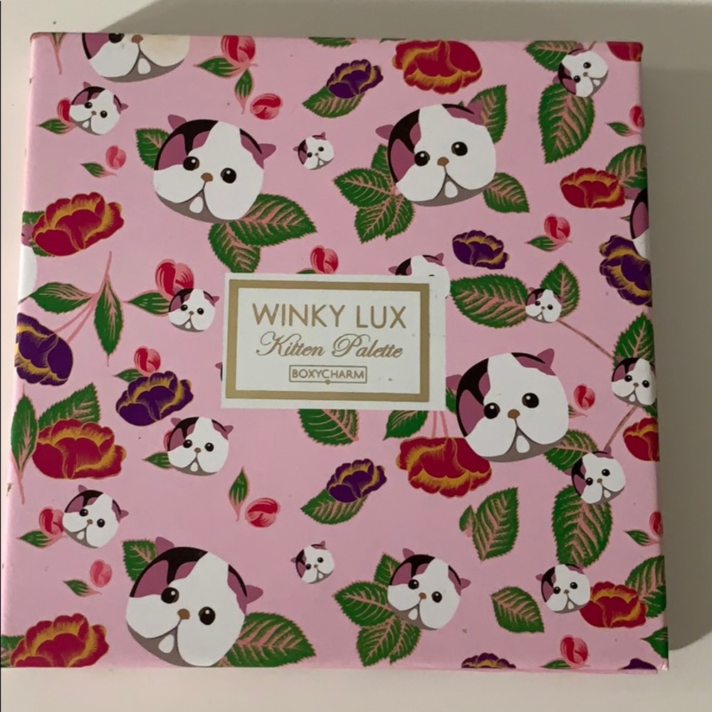 Winxy lux X boxycharm kitten palette